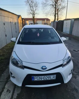 toyota witkowo Toyota Yaris cena 39900 przebieg: 98000, rok produkcji 2014 z Witkowo